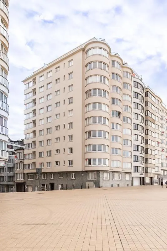Paris 9D Apartment Ostend