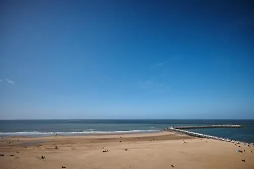 Paris 9D Apartment Ostend