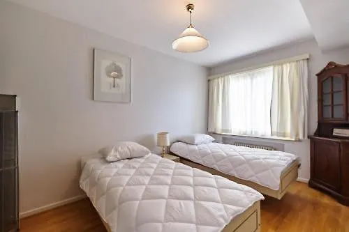 Paris 9D Apartment Ostend